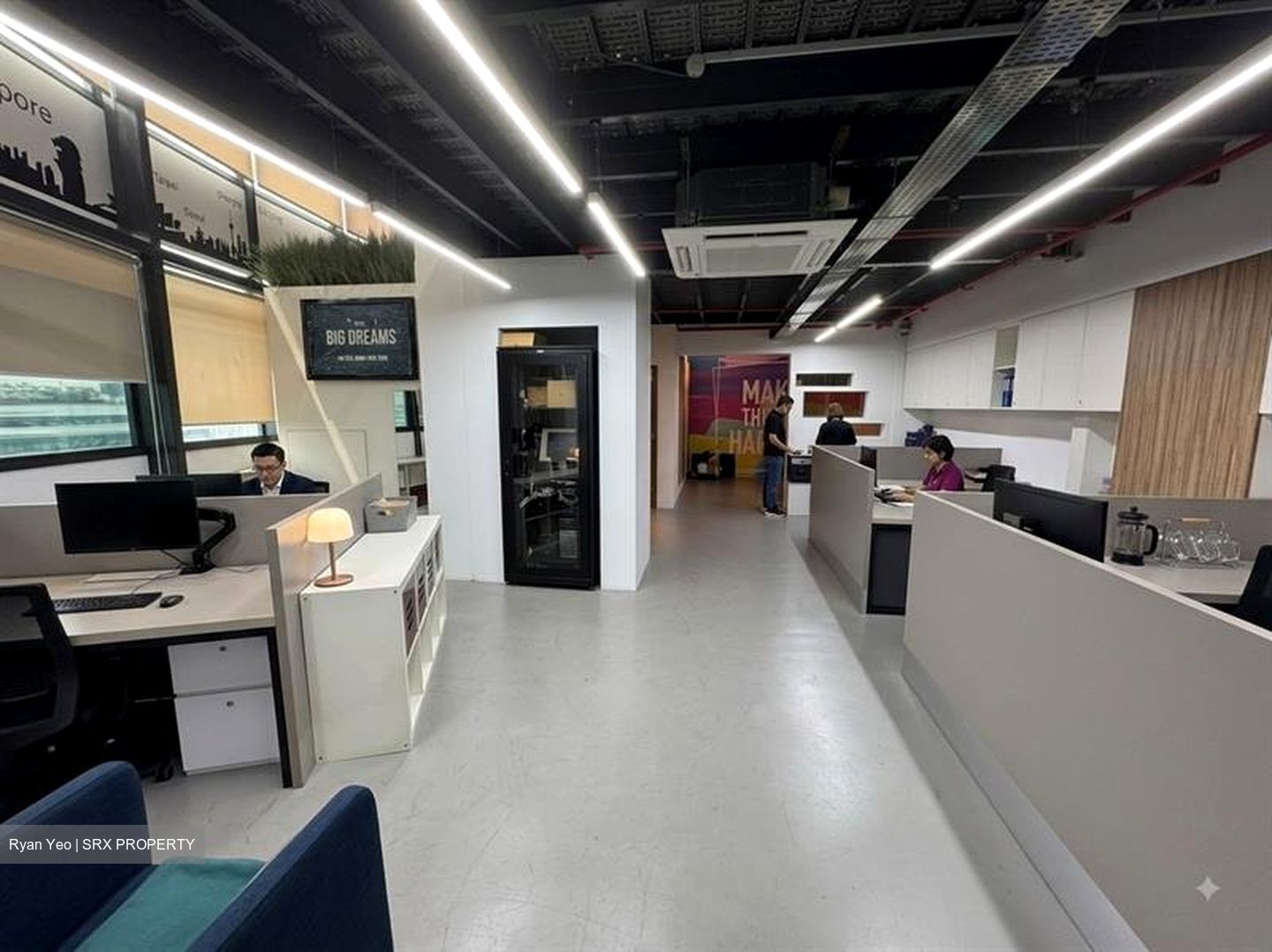 Oxley Bizhub (D14), Warehouse #604360171